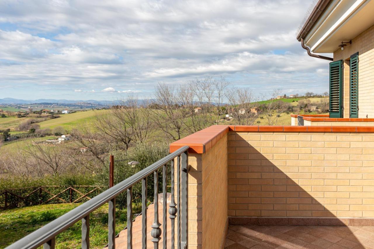 La Merlana Affittacamere Morrovalle 外观 照片